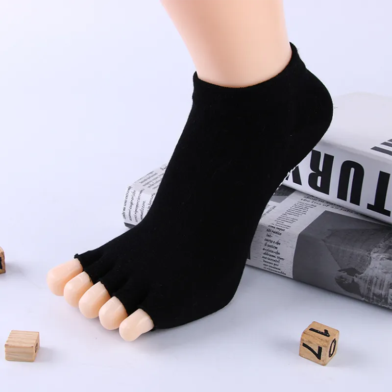 2020 non slip yoga socks with gripper