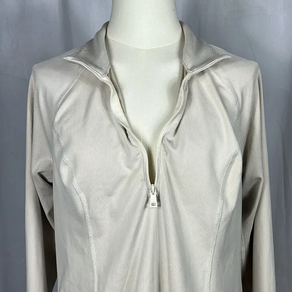 Beyond Yoga 1673 Heather Rib Take A Hike Zip Pullover in Cream Heather.