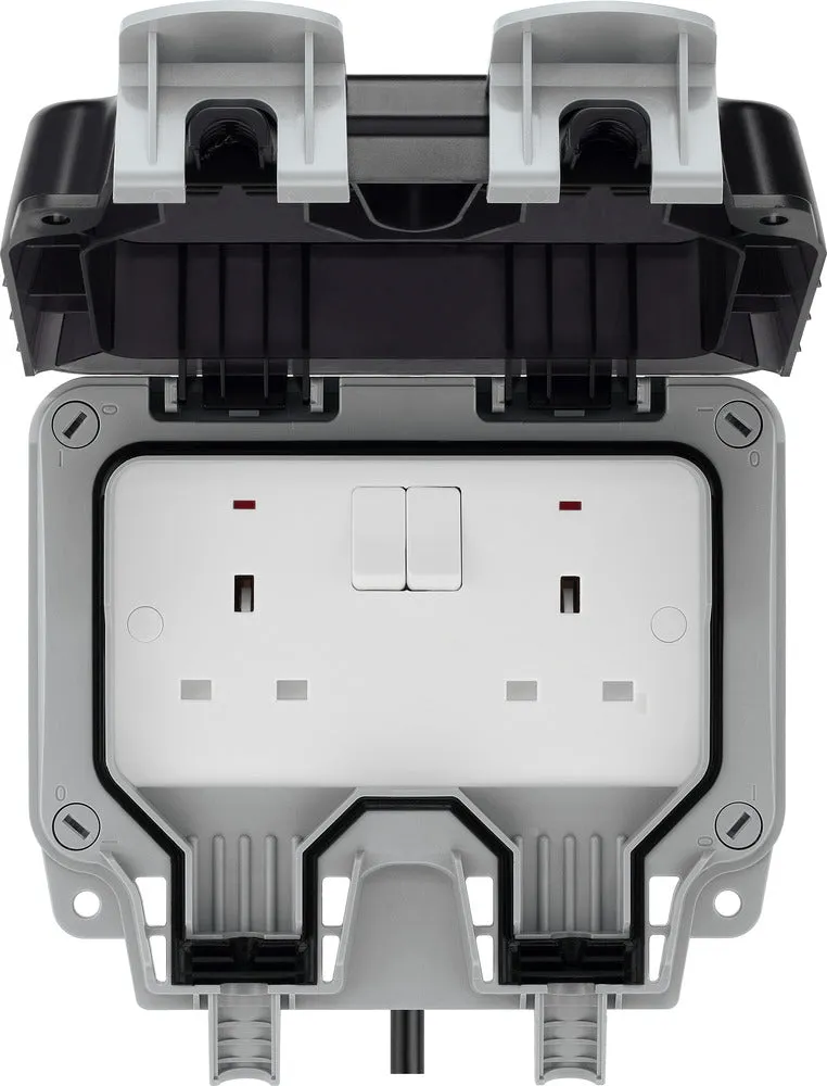 BG WP22KIT/3-02 Weatherproof Nexus Storm 13A 2G Switched Socket  3m Flex & RCD Plug