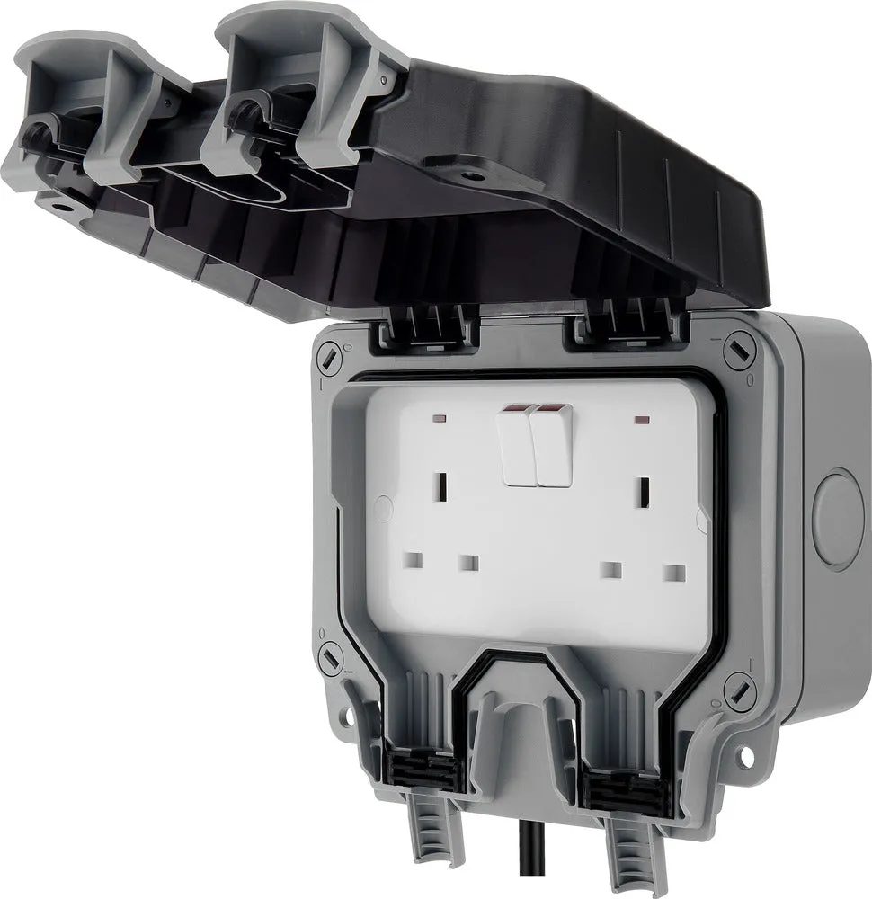 BG WP22KIT/3-02 Weatherproof Nexus Storm 13A 2G Switched Socket  3m Flex & RCD Plug