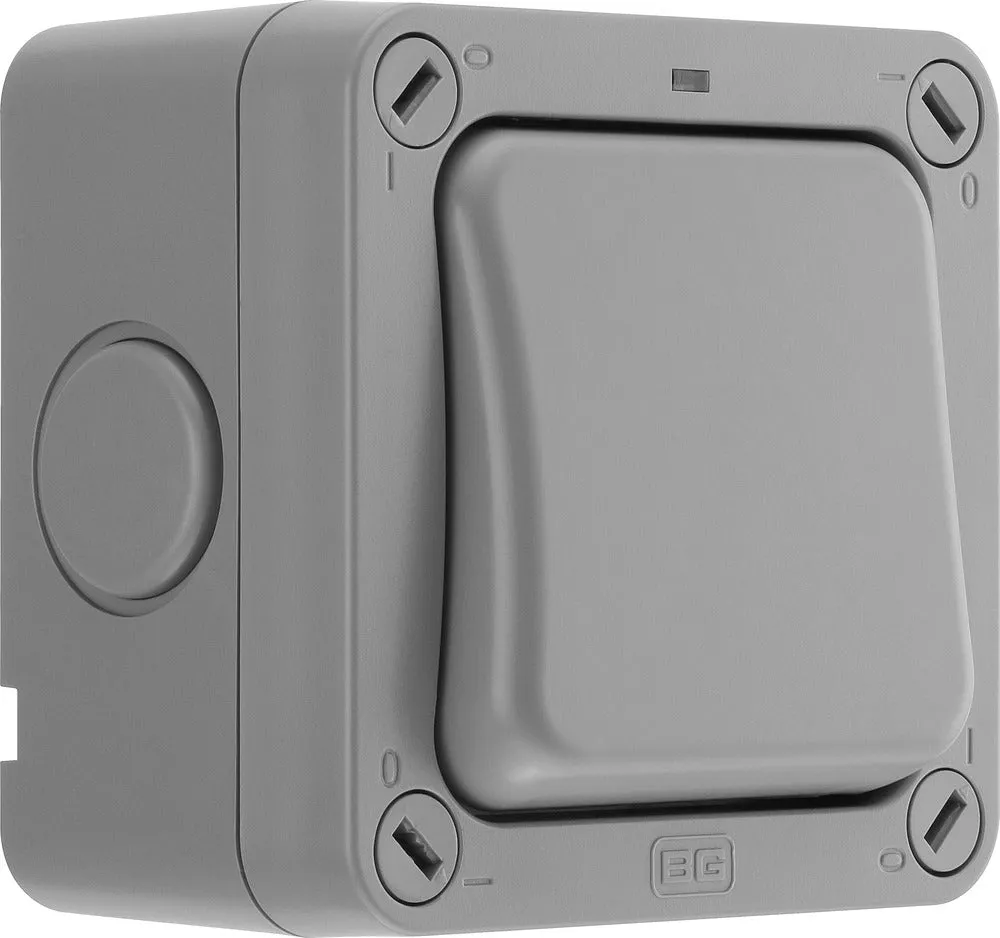 BG WP30-02 Weatherproof Nexus Storm 20AX 1G DP Switch