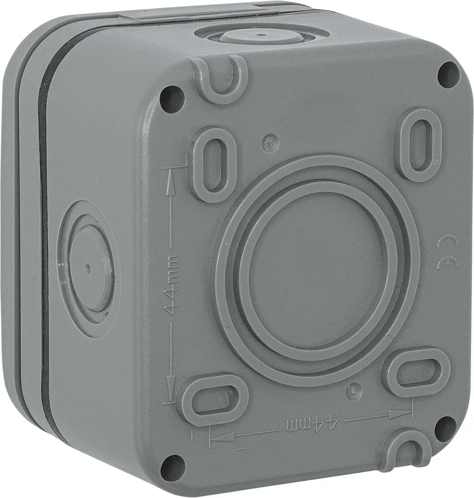 BG WPB42 Weatherproof IP55 10AX 2G 2-Way Switch