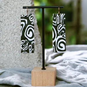 Black-and-White Swirled Rectangular Earrings