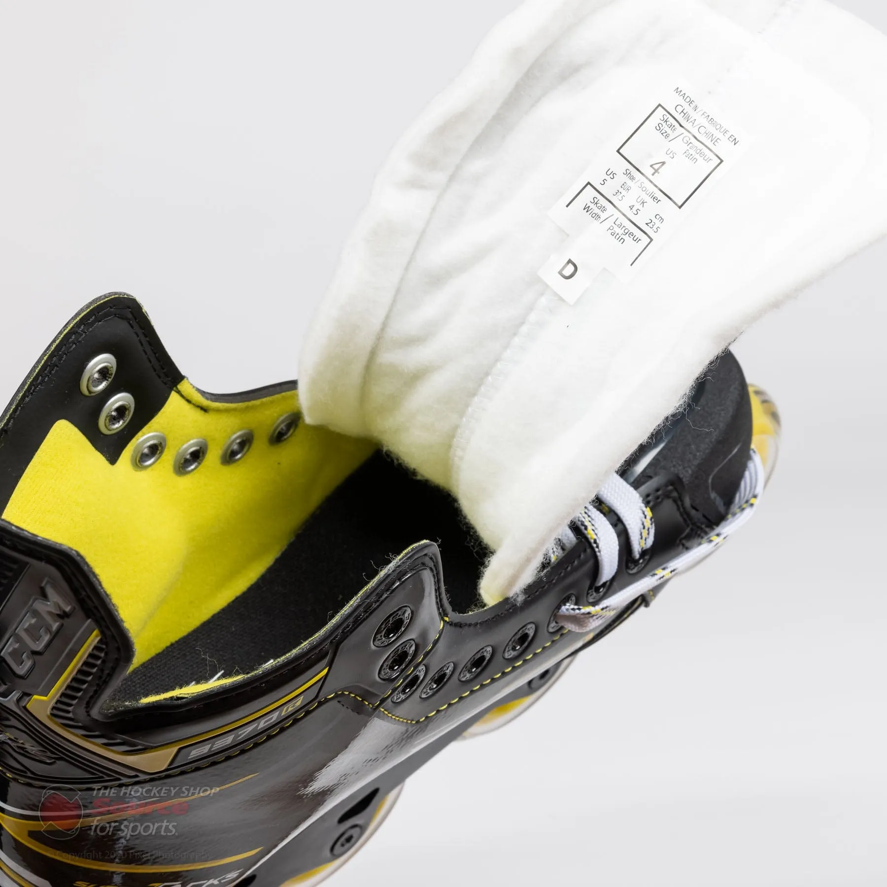 CCM Super Tacks 9370R Junior Roller Hockey Skates
