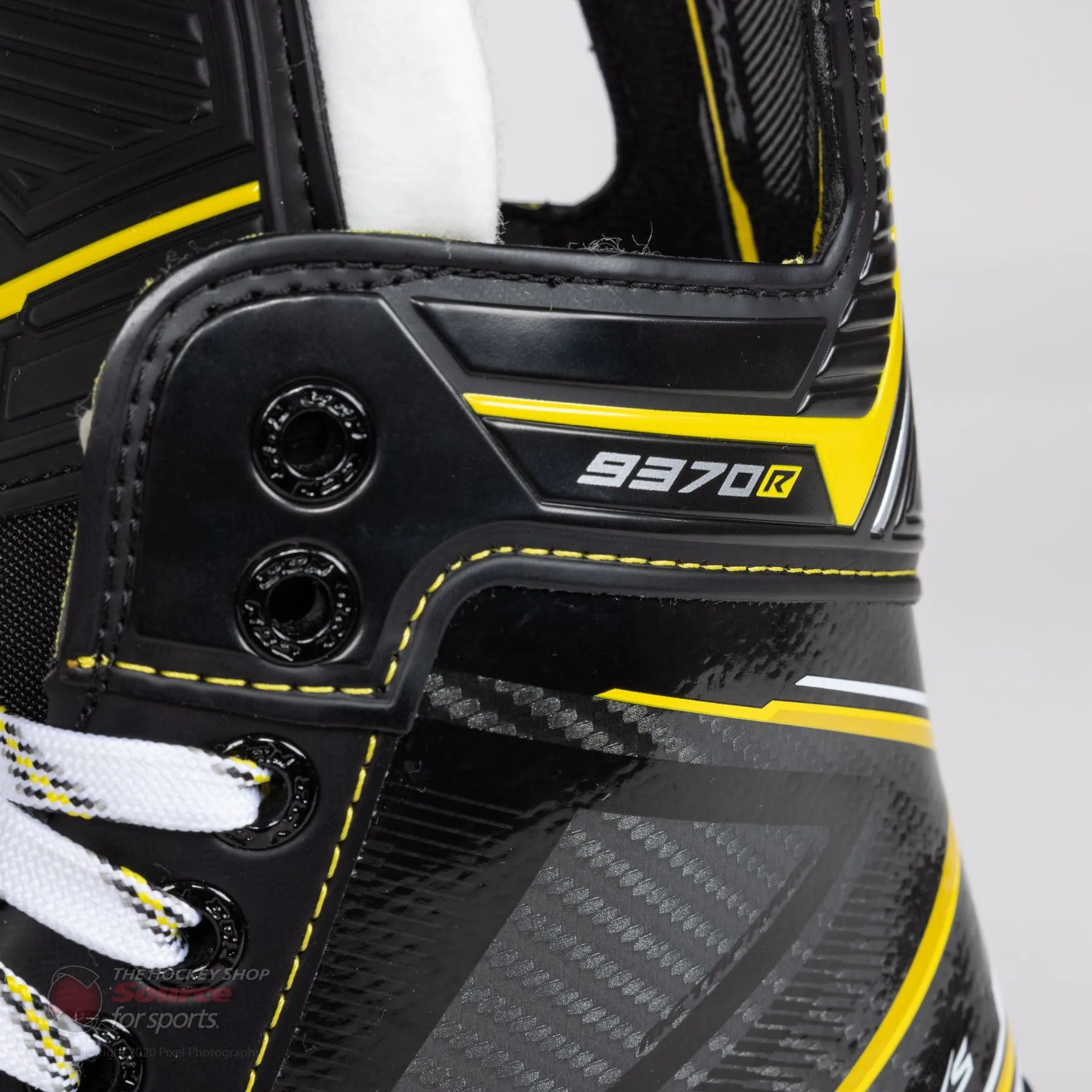 CCM Super Tacks 9370R Senior Roller Hockey Skates