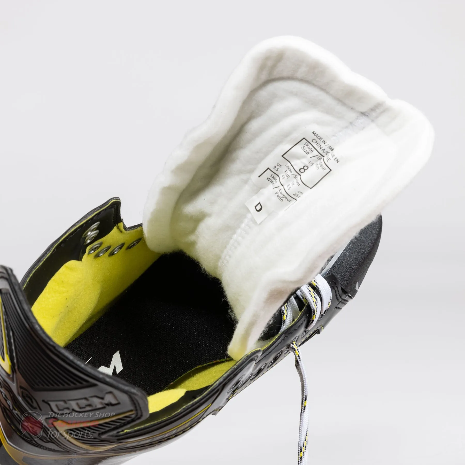 CCM Super Tacks 9370R Senior Roller Hockey Skates