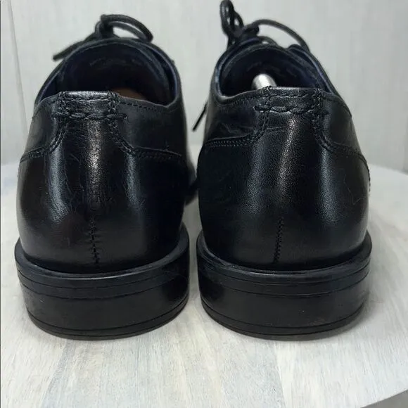 Cole Haan  Oxford Derby Shoes with Leather Upper and Rounded Toe