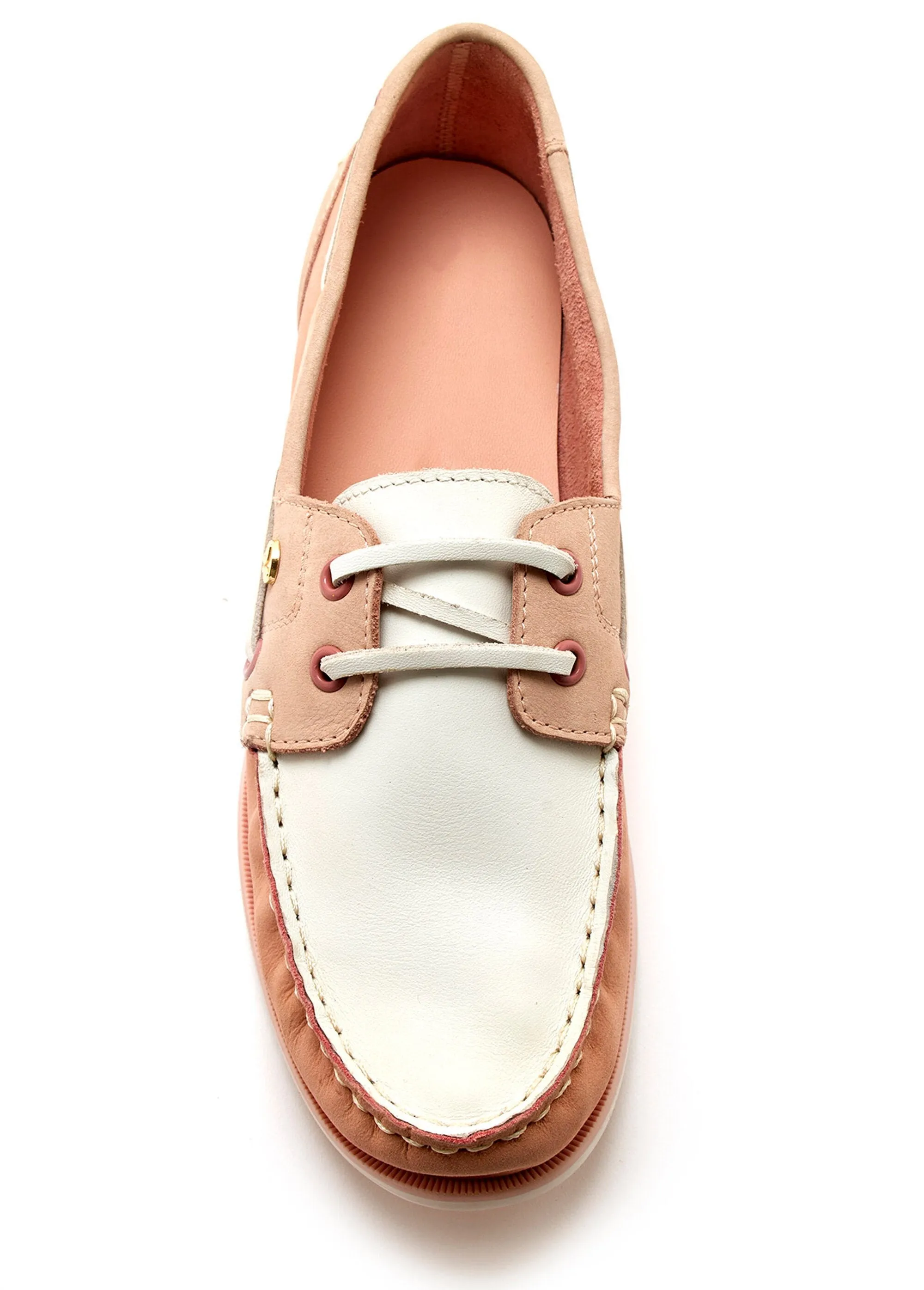 Comfort width leather boat shoes