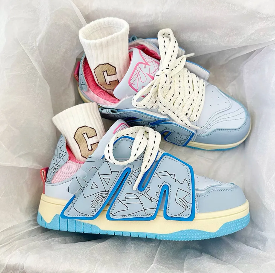 Corry Flat Patchwork Design Neon Flat Air Sneakers