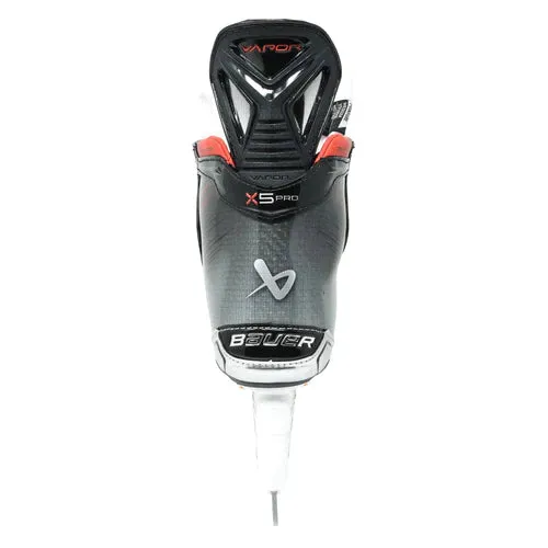 Intermediate Vapor X5 Pro Hockey Skates with Fly-TI Runner
