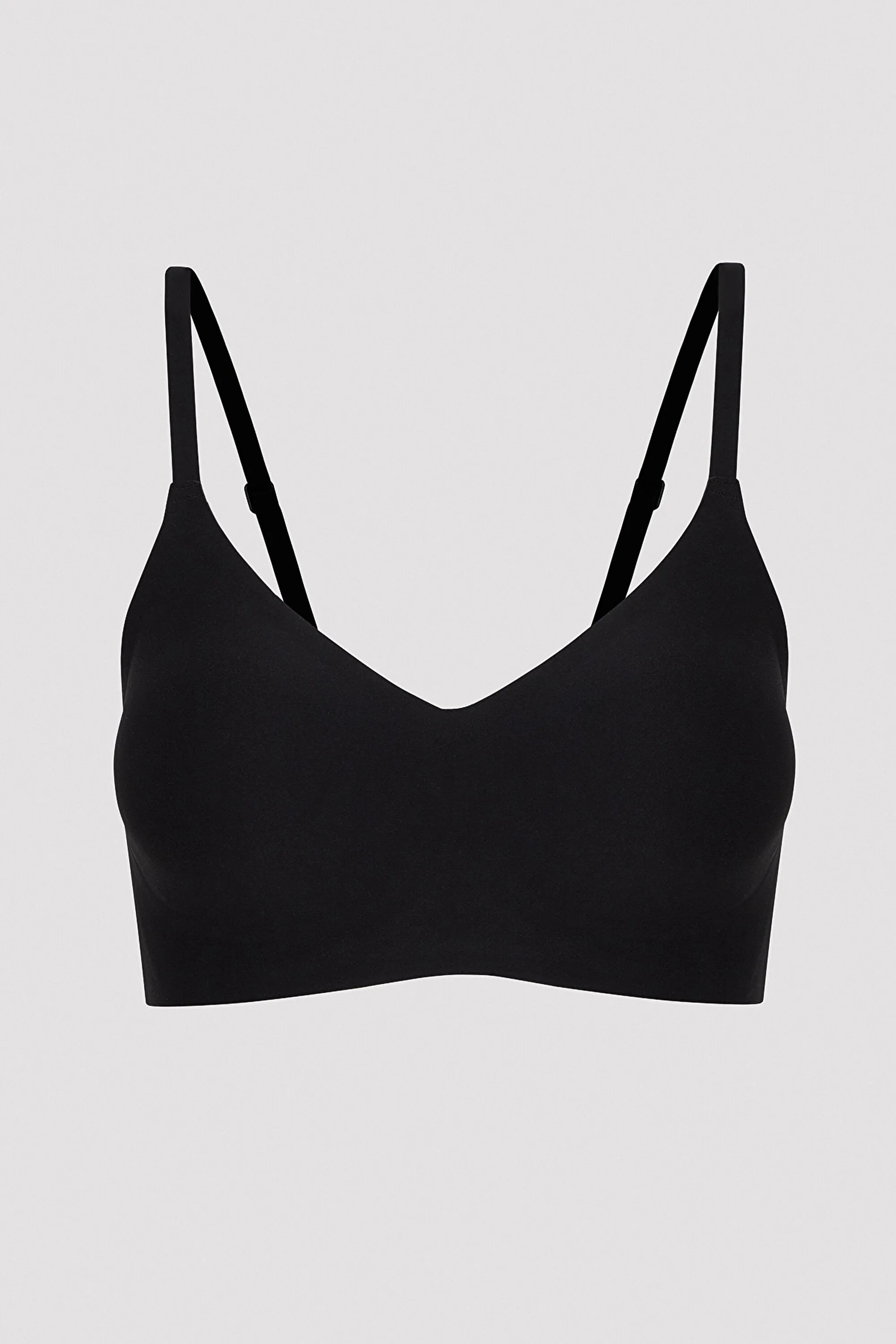 #Non-scarring, Non-wired, Seamless, Invisible Bra