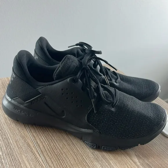 NWOT-Nike Flex Control 3 Men’s Training Shoe in Black