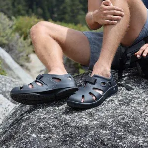 Oofos Oocandoo Sandal