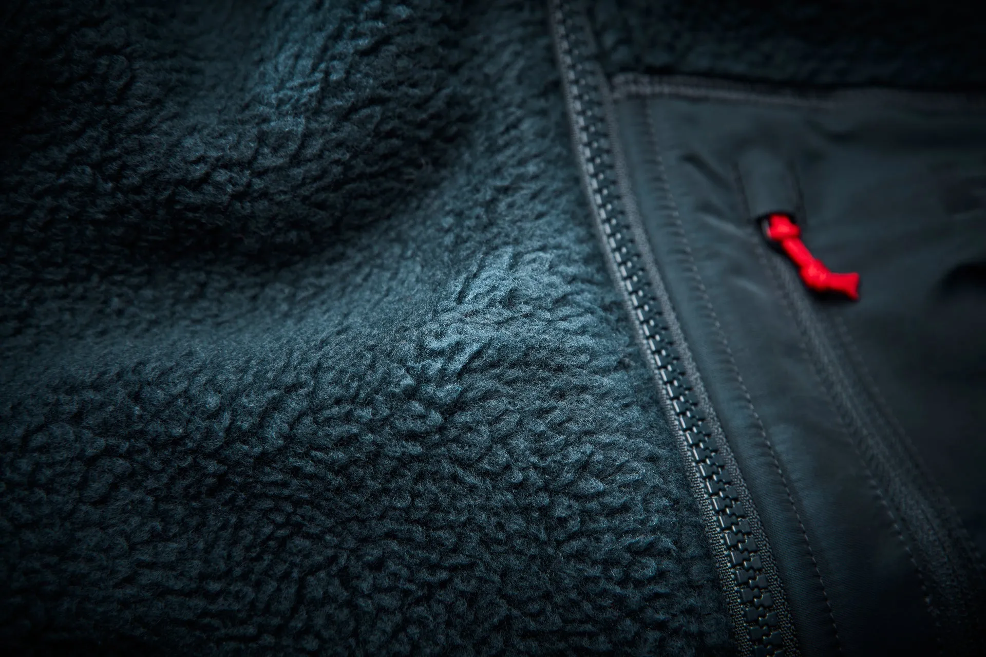 PANORAMA PILE BLOCK JACKET - NAVY