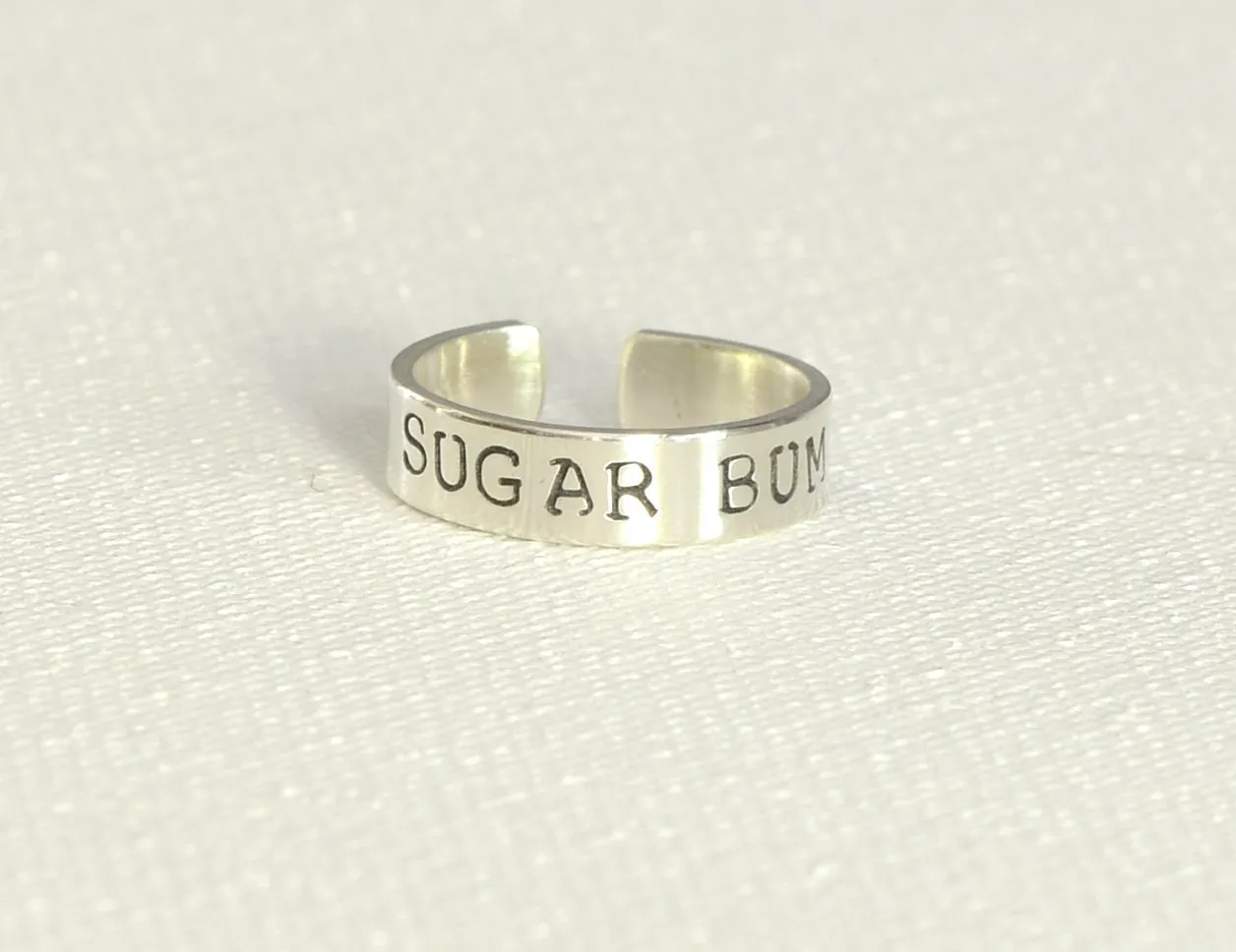 Sugar Bum Sterling Silver Toe Ring