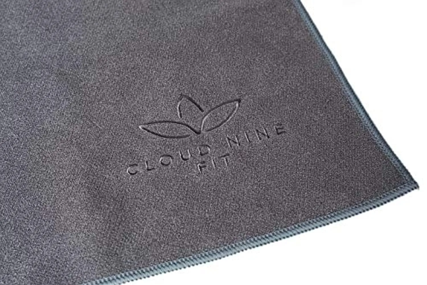Toalla de yoga caliente Cloud Nine Fit Super absorbente, antideslizante, microfibra premium y lavable a máquina para yoga, bikram y pilates