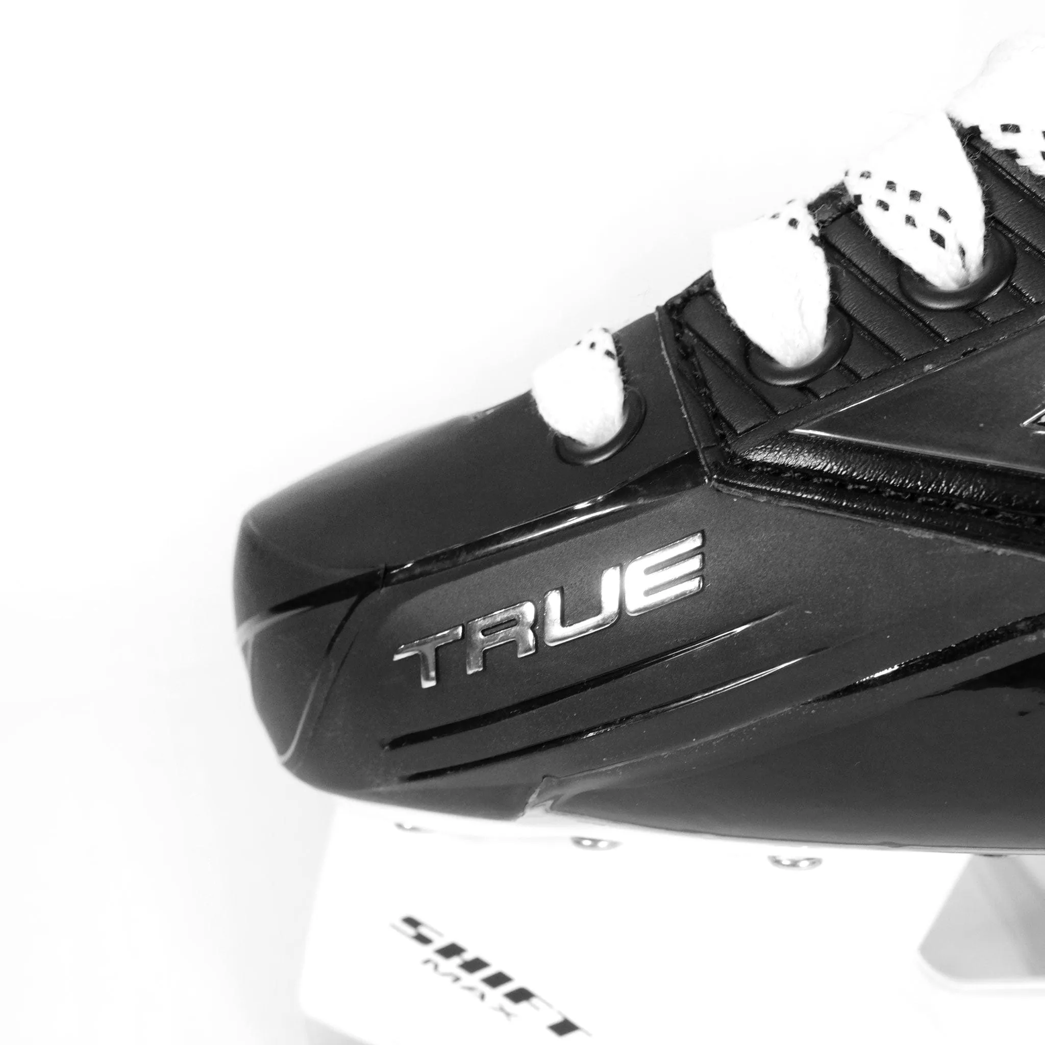 TRUE Catalyst 7 Junior Hockey Skates