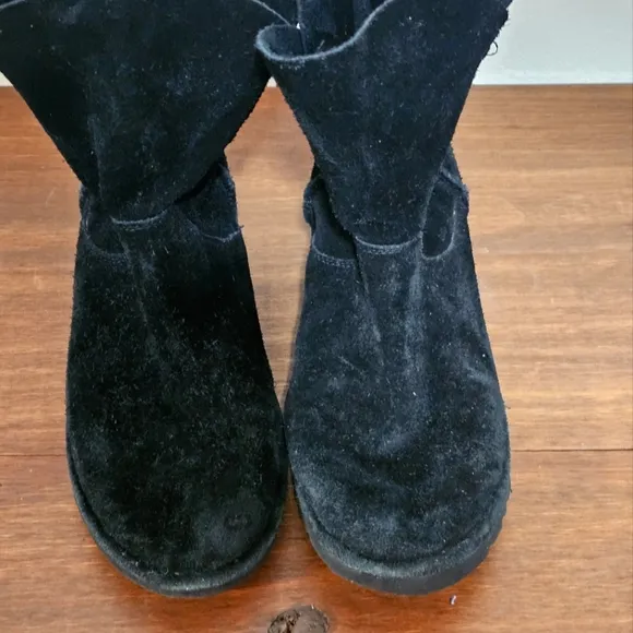 UGG Alida Black Suede Slouch Boots - Size 10