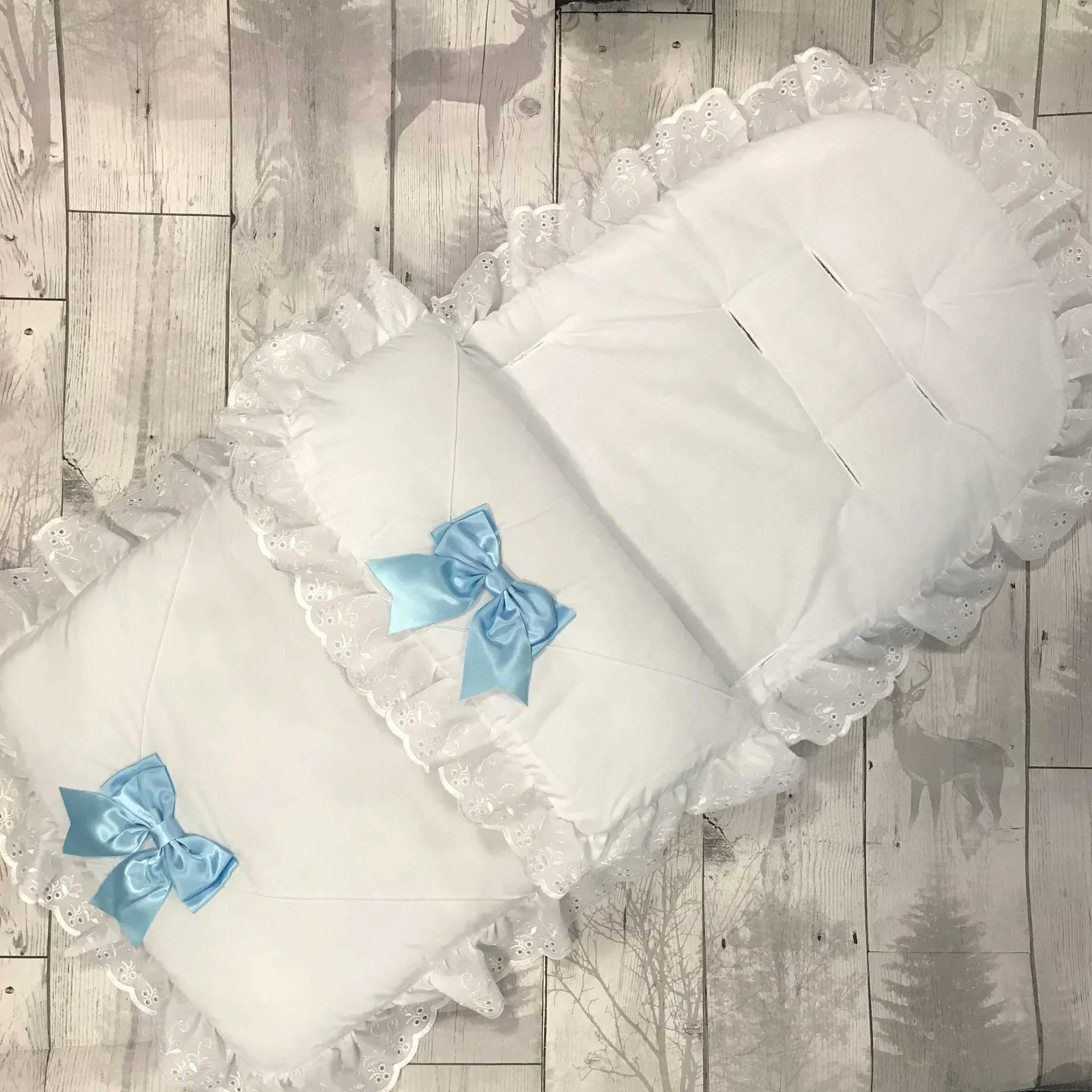 Universal Footmuff / Cosy Toes - White with Blue Satin Bows