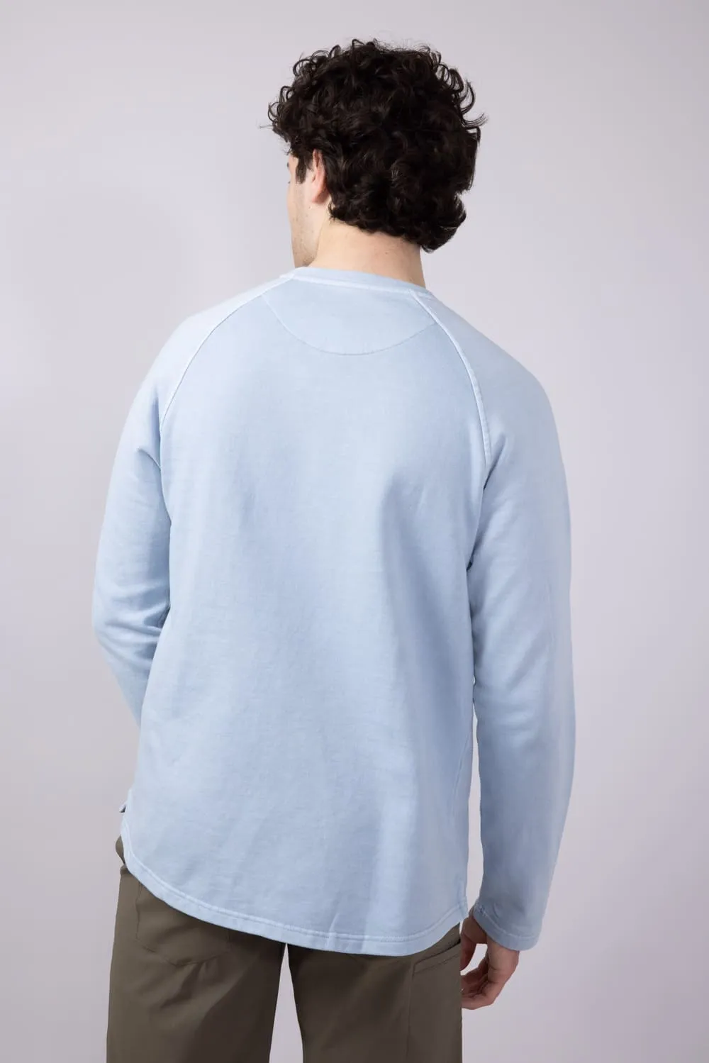 Weatherproof Vintage Raglan Terry Pocket Crewneck Shirt for Men in Dusty Blue | S2520792GK-DUSTYBLUE