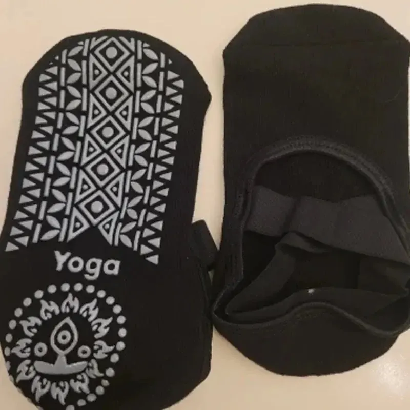 Women Yoga Socks Anti Slip Bandage Sports Ladies Girls Ballet Socks Dance Sock Slippers Yoga Socks Non Slip Acupressure Mat